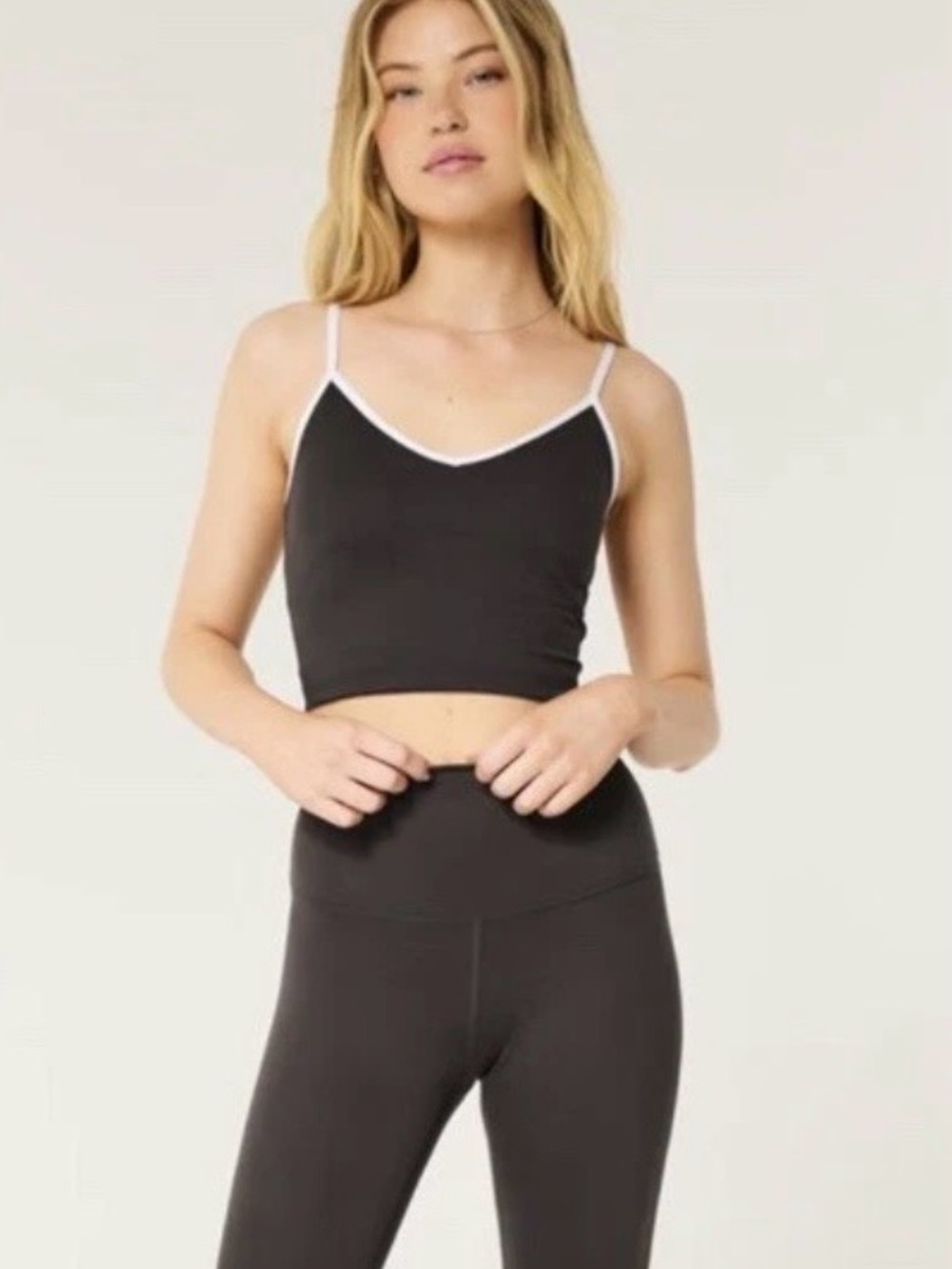 Gilly Hicks Women’s Recharge Tipped and Plunge Cami Crop Tank Top Pipe XS